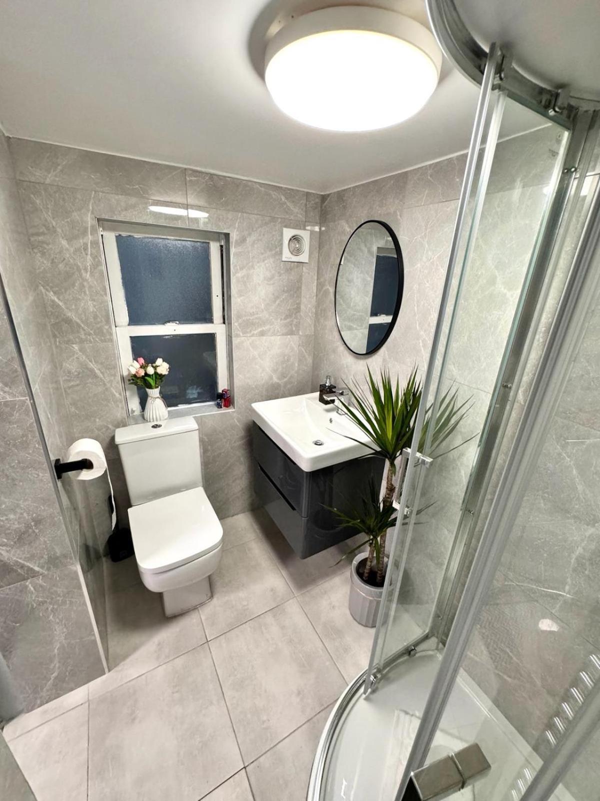 Camden Luxury Flats And En-suit * Londra